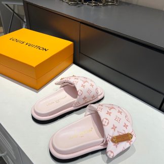 Louis Vuitton's latest fashion casual half slippers