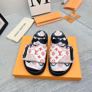 Louis Vuitton Early Spring Couple's Closed-Toe Slippers