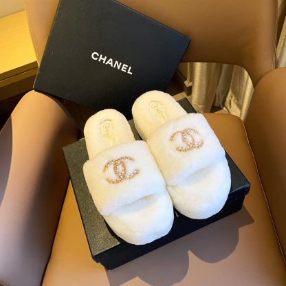 Chanel new white pure natural lambswool slippers
