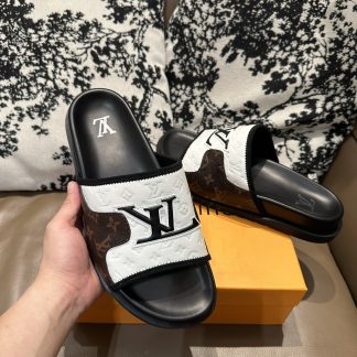Louis Vuitton Spring and Summer Flip Flops