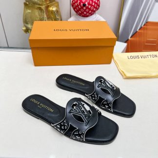 Louis Vuitton's new hollow slippers
