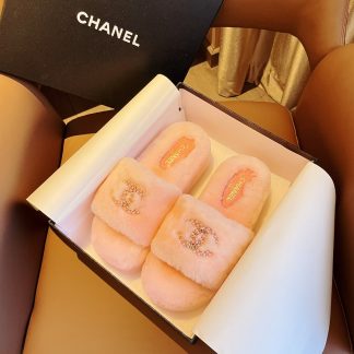 Chanel new pink pure natural lambswool slippers