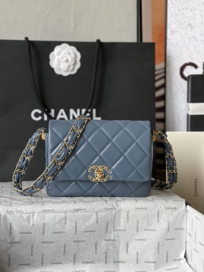 Chanel 23K cowhide wide shoulder strap shoulder bag