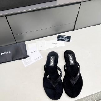 Chanel Spring/Summer Leather Velvet Black Flip-Flops