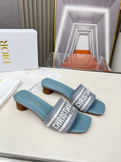Dior exquisite high-end sandals