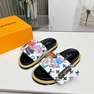 Louis Vuitton embossed logo Ol Llow Comfort slide sandals