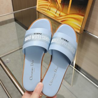 Dior flat thong sandals