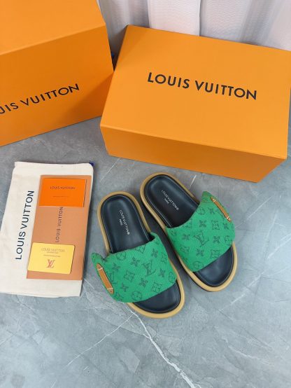 Louis Vuitton's latest fashion casual half slippers