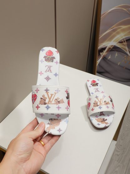 Louis Vuitton low-top flip flops - Image 3