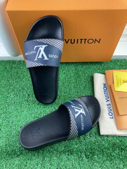 Louis Vuitton classic couple slippers - Image 2