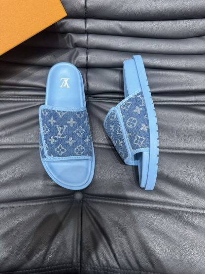 Louis Vuitton high-end men's summer slippers - Image 2
