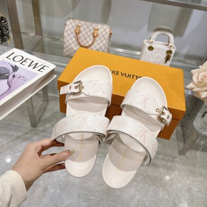 Louis Vuitton Spring and Summer New Slippers - Image 2