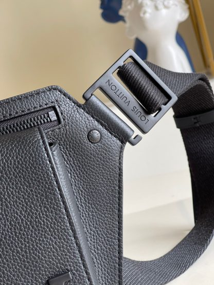 Louis Vuitton men's new aerogram shoulder bag - Image 2