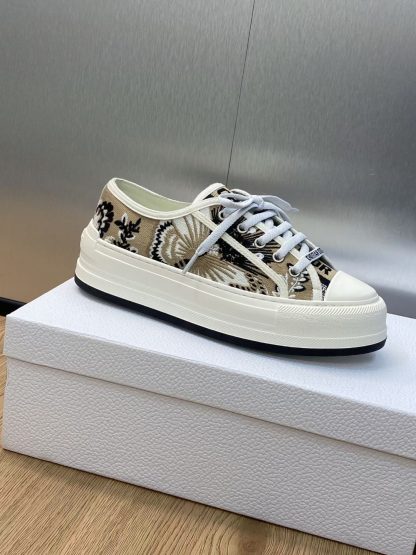 Dior Thick-soled Canvas Shoes - Image 2