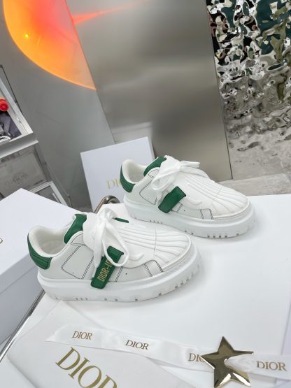 Dior classic and fashionable shell toe white shoes - Image 2