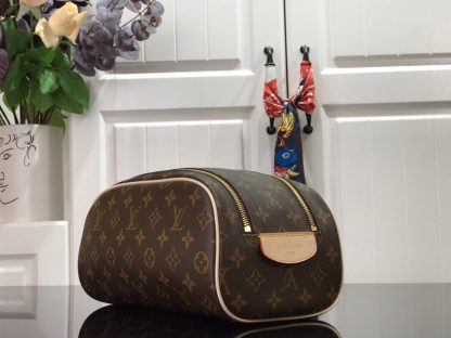 Louis Vuitton bag m47528 coffee grid toiletry bag - Image 2