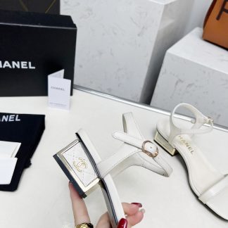 Chanel white one-strap gold-plated heel sandals Heel height: 3.5cm