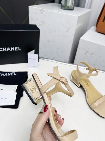 Chanel apricot one-strap gold-plated heel sandals Heel height: 3.5cm
