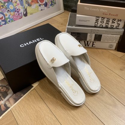 Chanel Early Spring White Classic Perfect Match Flash Brick Daily Sandals - Image 2