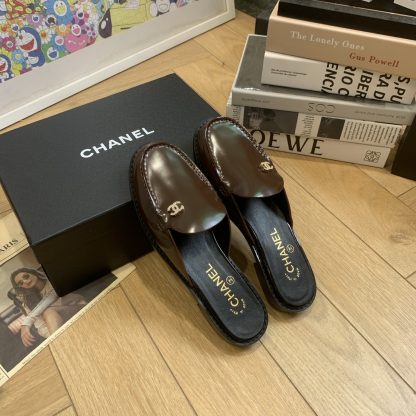 Chanel Early Spring Brown Classic Perfect Match Flash Brick Daily Sandals - Image 2