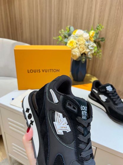 Louis Vuitton breathable diamond mesh sneakers - Image 3