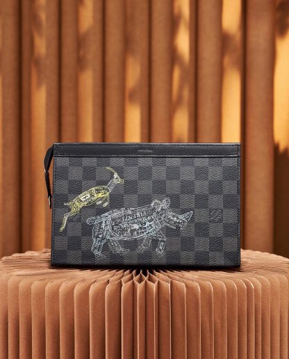Louis Vuitton Clutch Crossbody Bag Dual-purpose Gaston Wearable Wallet Handbag - Image 2