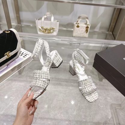 Chanel black and white spring and summer new embroidered Linge classic sandals heel height 5cm - Image 2
