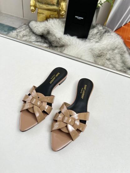 Ysl Fashion Patent Leather Elegant Slippers - Image 2
