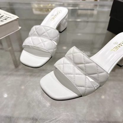 Chanel Spring/Summer New White Embroidered Linge Classic Sandals Heel Height 5cm - Image 2