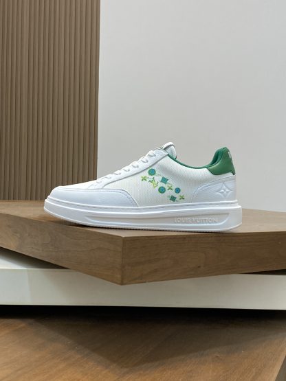 Louis Vuitton Men's Classic Casual Sneakers - Image 2
