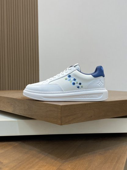 Louis Vuitton Men's Classic Casual Sneakers - Image 2