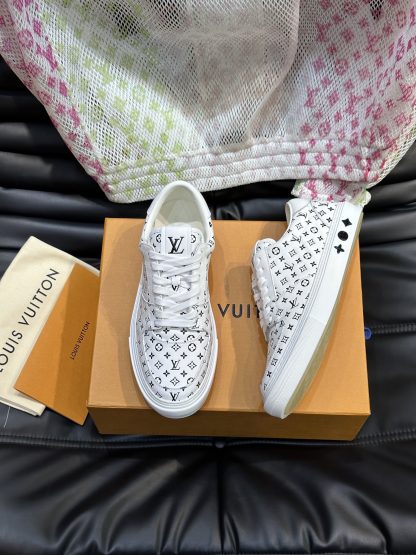 Louis Vuitton men's high-end casual sports shoes - Image 2