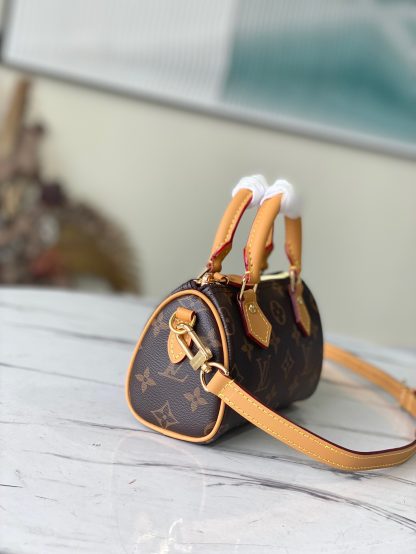 Louis Vuitton Classic Speedy Bag - Image 2