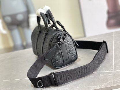 Louis Vuitton's classic Keepall bag - Image 2