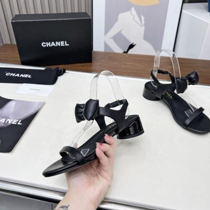 Chanel Spring/Summer Dancing Shoes Collection Black Bowknot Sandals Heel Height 3.5cm - Image 2