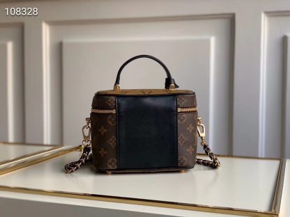 Louis Vuitton Spring/Summer Cosmetic Bag - Image 2