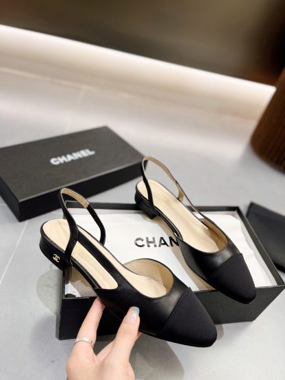 Chanel black pointed lambskin sandals - Image 2