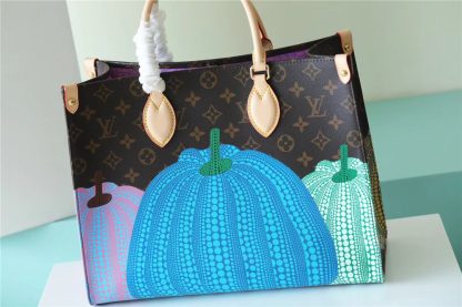 Louis Vuitton Oversized Onthego Bag - Image 2