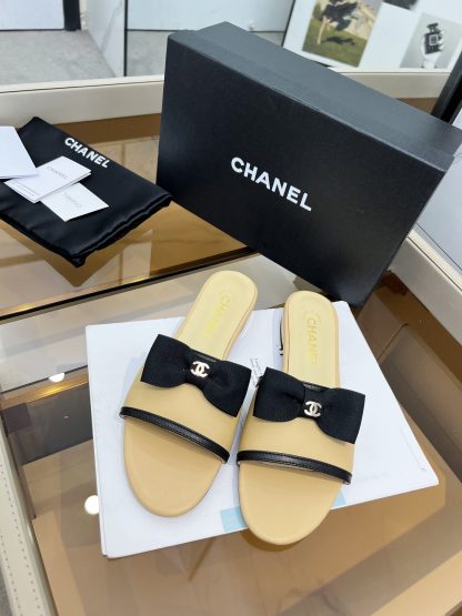 Chanel Spring and Summer Apricot Color with Cute Bow Flat Sandals - Image 2