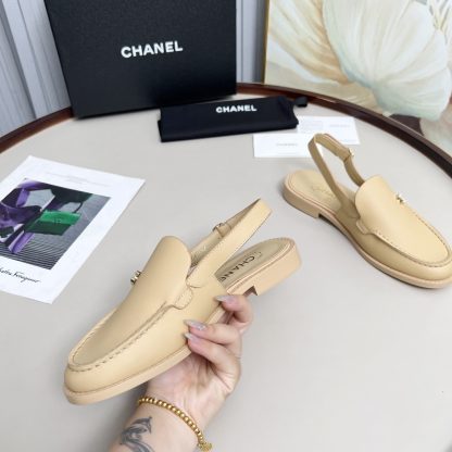 Chanel apricot spring and summer dancing shoes series retro style half-slip sandals heel height 2.5cm - Image 2