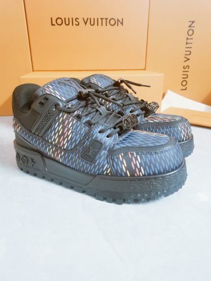 Louis Vuitton Trainer DIY Buckle Sneakers - Image 2