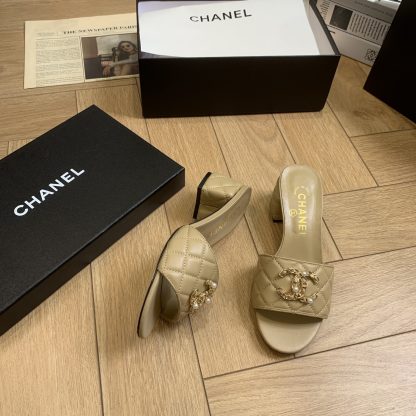 Chanel spring and summer new apricot color characteristic lady temperament durable thick heel sandals heel height 4.5cm - Image 2
