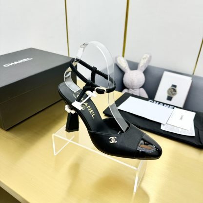 Chanel Black Mary Pearl Chunky Heel Sandals Heel Height 9.5cm - Image 2