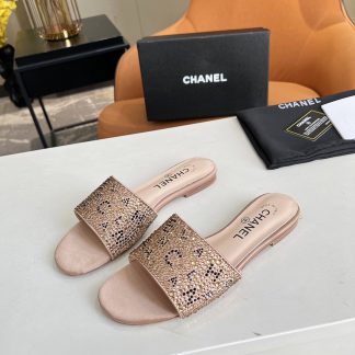 Chanel's most beautiful early spring super shiny water brick champagne sandals