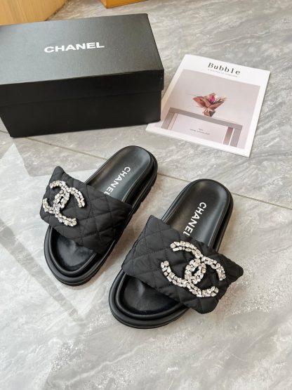 Chanel Couple's High-end Fashionable Black Sandals - Image 2