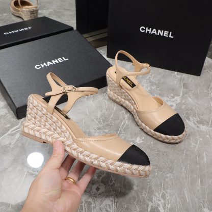 Chanel apricot hemp rope contrast color outsole wedge heel fashionable sandals heel height 7cm - Image 2