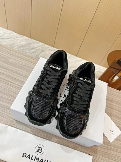Balenciaga trendy sports shoes