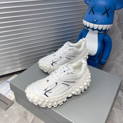Balenciaga Vintage Casual Tire Shoes - Image 2
