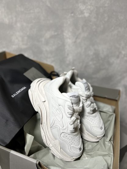 Balenciaga classic couple sports shoes - Image 2