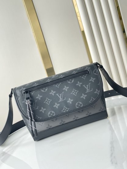 Louis Vuitton PULSE colorblock messenger bag - Image 2